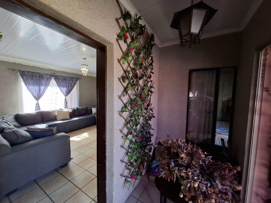 4 Bedroom Property for Sale in Oos Einde North West